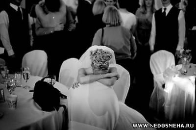 Laulības ceremonijas laikā... Autors: Tas i es Kāzas pirms nāves! :(