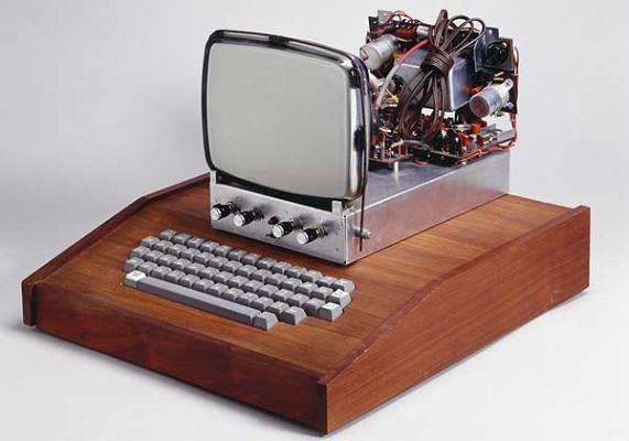 Apple pirmais dators Apple 1... Autors: Zuuu213 11 Fakti par "Apple".