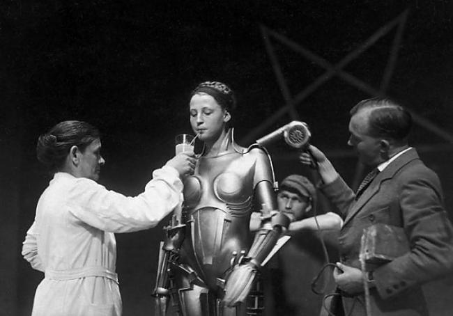 Metropolis Autors: 69 Behind The Scenes Of Famous Movies.