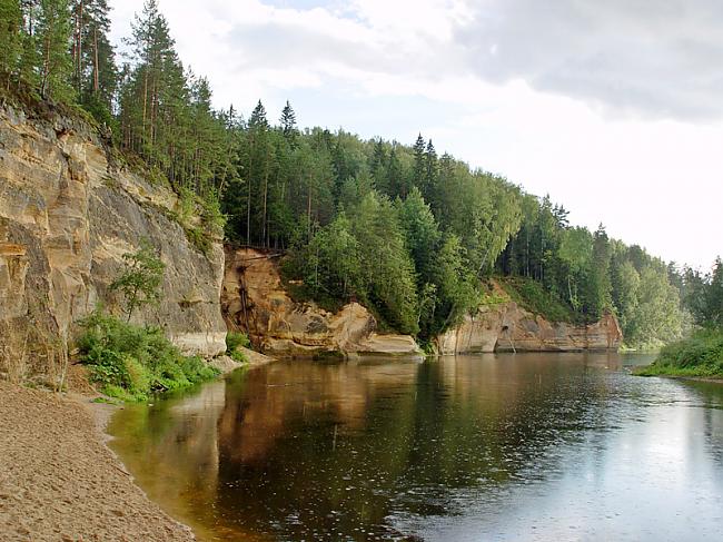 Gauja igauņu Koiva jotildegi... Autors: R1DZ1N1EKS Latvijā lielākais,augstākais,bagātākais u.c