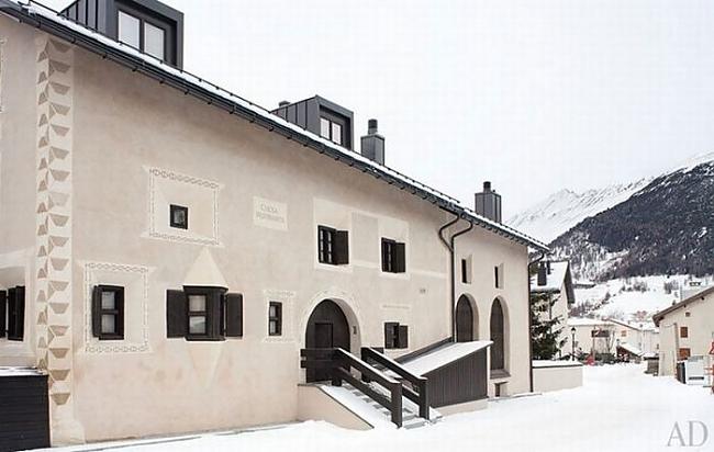  Autors: Fosilija Džordžio Armanī māja Šveicē