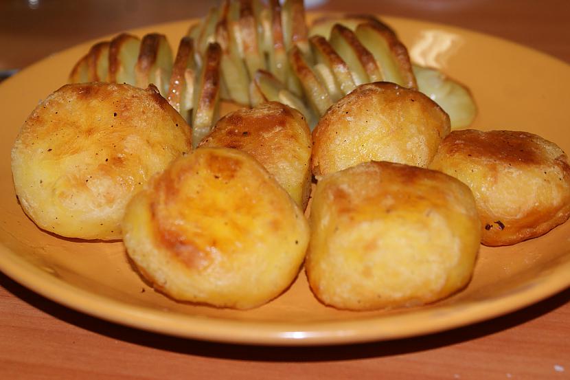 Un te jau arī kraukscaronķīgie... Autors: zlovegood Iespējams, labākais veids, kā pagatavot ceptus kartupeļus