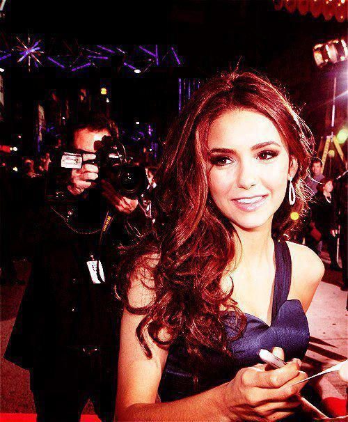  Autors: littlemonster19 Nina Dobrev - Elena Gilbert «3