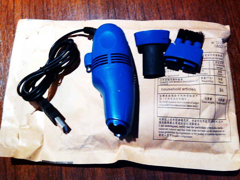 Vualā Tas ir USB putekļsūcējs... Autors: Moonwalker USB putekļsūcējs no ebay