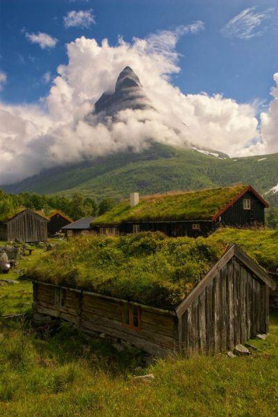 Norvēģijas mājas jumti klāti... Autors: MONTANNA Mazliet savādāk nekā parasti...