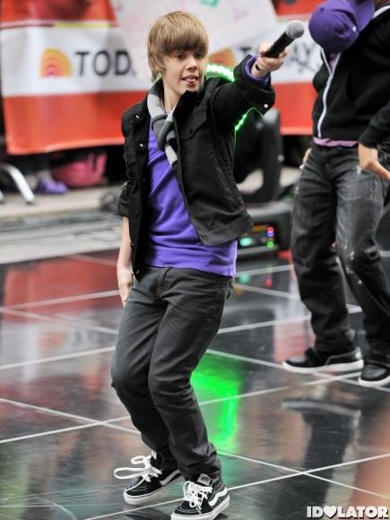 One month before releasing his... Autors: Fosilija Justin Bieber’s Style Evolution: 2009