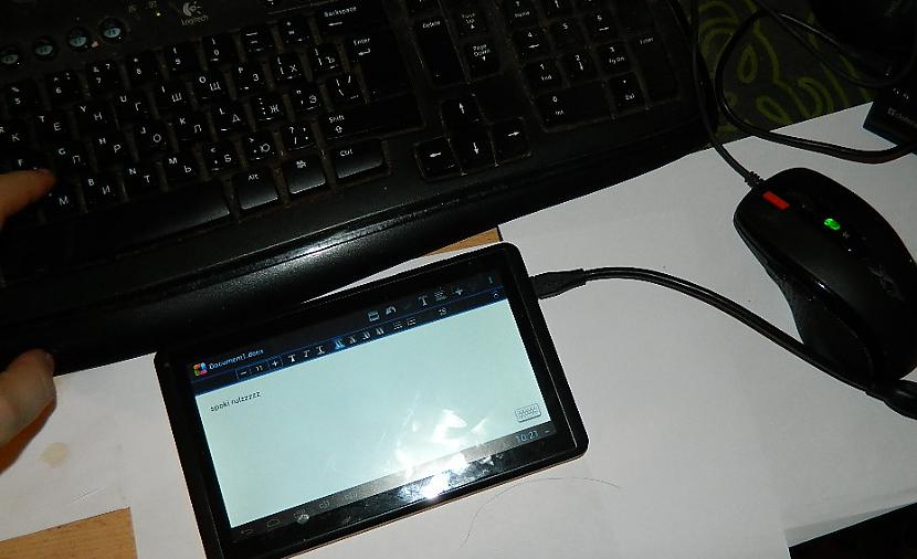 Pieliekam klaviatūru Autors: Werkis2 Noderīgs kabelītis Android ierīcēm