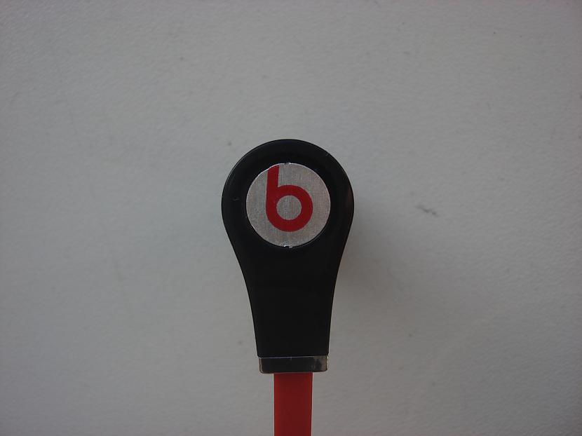 Te ir redzams beat logo uz... Autors: Kevins82 Tour beats by dr dre