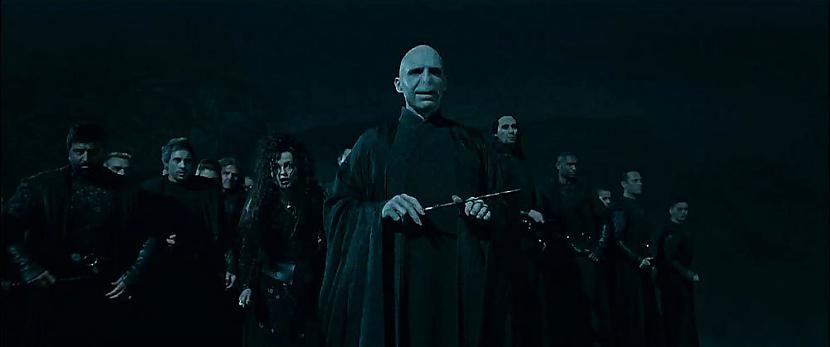 Uzveicot Voldemortu visi... Autors: wurry Harija Potera fakti