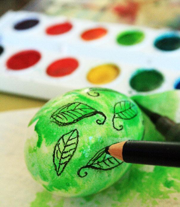 Nokrāso olas ar akvareli un... Autors: Fosilija Kā krāsot olas?