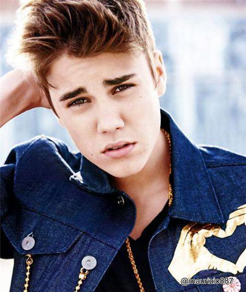 Pirmā vieta ir Justin Bieber... Autors: ivarssmaidins Top 10 twittera populārākie profili.