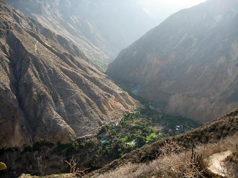 4 Kolka kanjons  Peru ... Autors: Franziskaner 10 mazāk zināmi pasaules brīnumi