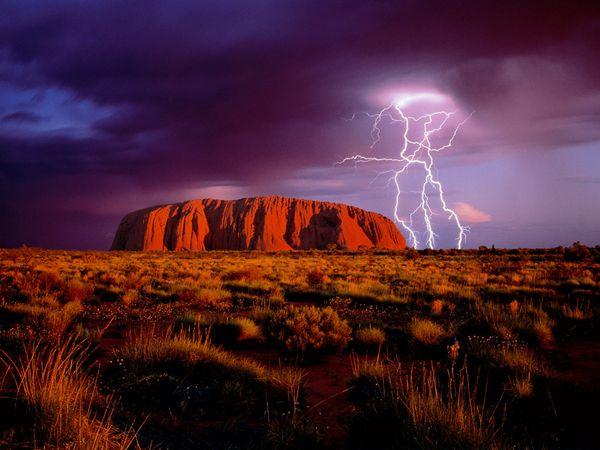 Uluru klints tā ir liela... Autors: ernestsful Ceļojums uz Austrāliju:)