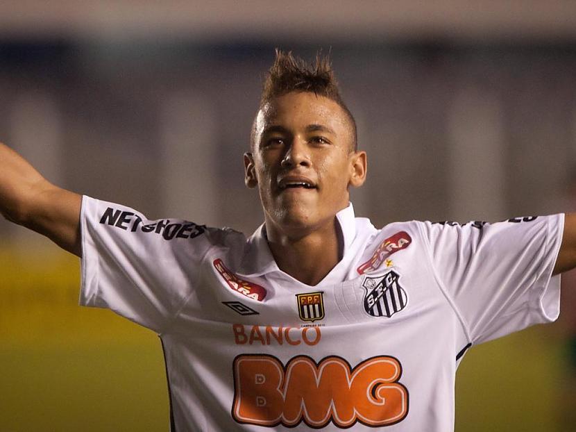 Neymar de Silva 21g no Santos... Autors: Vēlamais niks Labākie transferi pagaidām