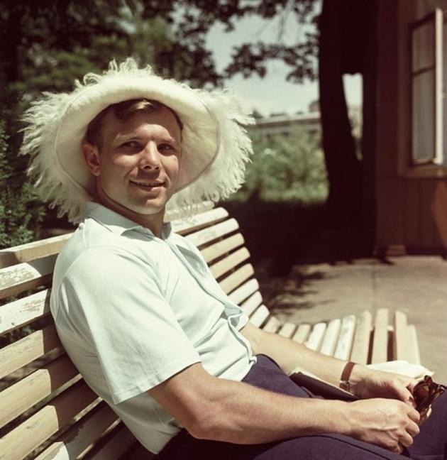 Krimas karstajā saulē 1961... Autors: KaifLaifers Gagarina foto iz dzīves..