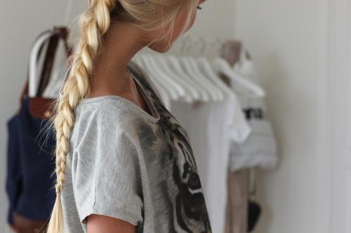  Autors: we heart it Dream it .18