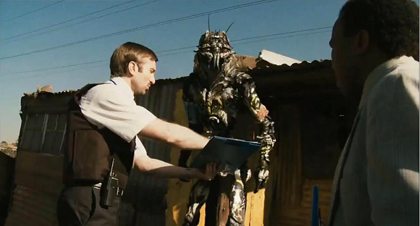 Filmā District 9... Autors: Karalis Jānis Fakti par filmām (2. daļa)