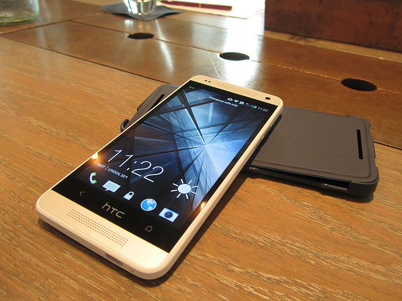 nbsp nbspTā kā scaronī ir Mini... Autors: Laciz HTC One, lētāka versija.