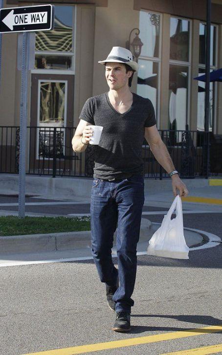 I want to bulk up Im a skinny... Autors: Bobijs585 Ian Somerhalder Style#2