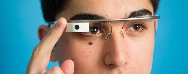 GUdrās brillesGoogle Glass... Autors: gotim 8 nākotnes ierīces ,kuras varēs valkāt uz sevīm.