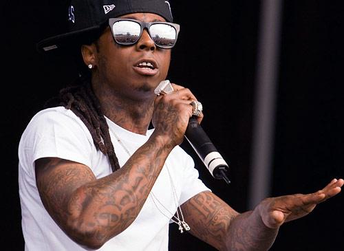  Autors: hiapple Lil Wayne giffu un bilžu paka. [1]