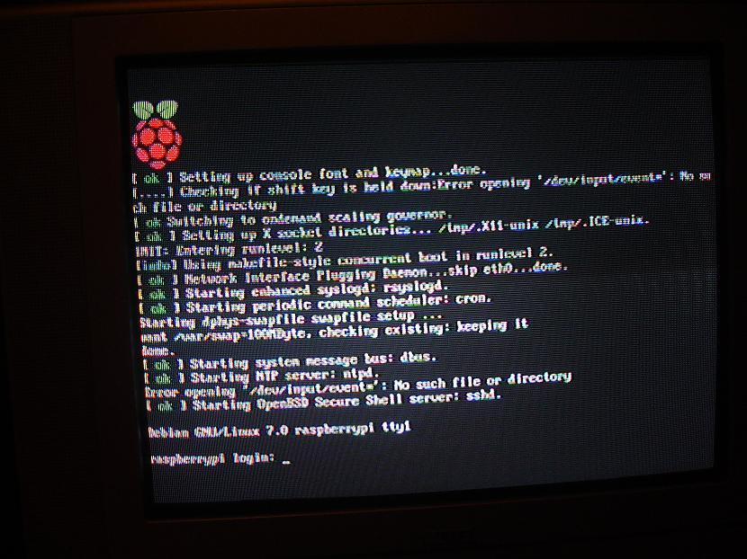 Scaroneit ievadam user un pass... Autors: WiTu Raspberry Pi - Ar ko sākt?