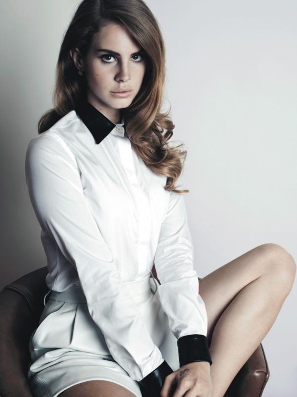 LANA DEL REY Autors: BLACK HEART Fabulous people