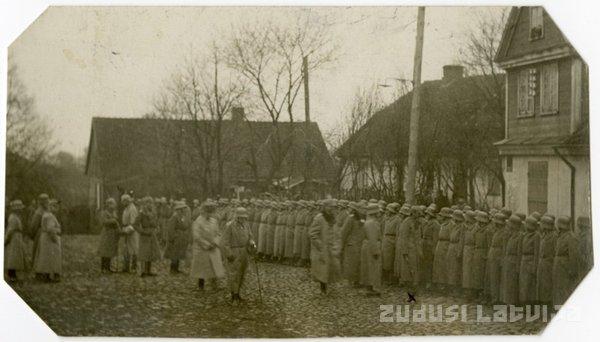 Notikumi pasaules kara frontēs... Autors: Fosilija Latvija Pirmā pasaules kara beigas