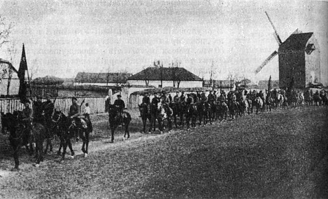 1918 gada aprīlī tika... Autors: Fosilija Latviešu strēlnieki Padomju Krievijā