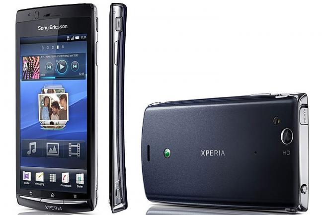 Sony Ericsson Xperia Arc SĻoti... Autors: Fosilija Mani bijušie telefoni + īss novērtējums.