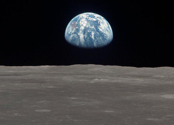 Viens ļoti grūti apstrīdams... Autors: Fosilija Vai cilvēce tiešām nolaidās uz Mēness?