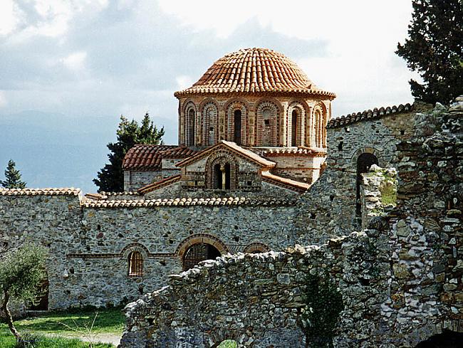 MISTRA Mystras GRIEĶIJĀTas ir... Autors: QOED Skaistākās viduslaiku pilsētas pasaulē.