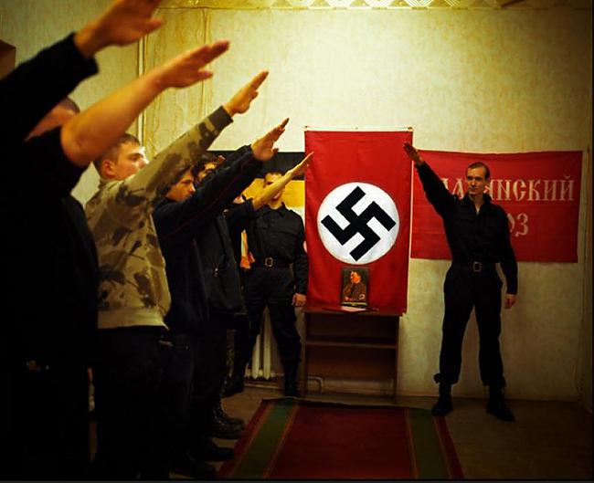 Kas vispār ir scaronī... Autors: Arizon Ukrainā atdzimst nacisms!