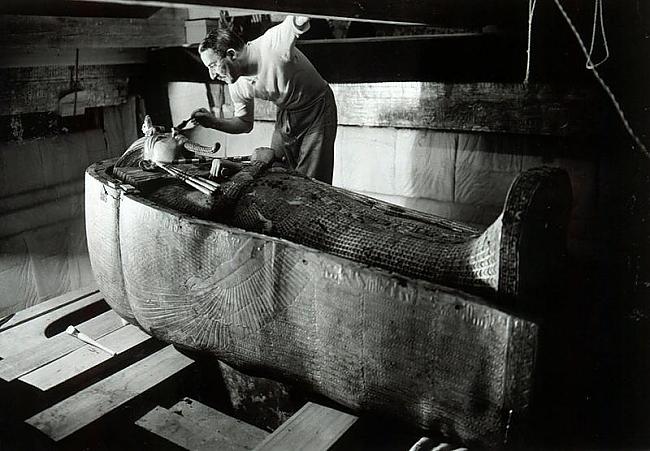 Tutanhamons miris nbspnbsp18... Autors: FiicHa Tutanhamona Nāves noslēpums