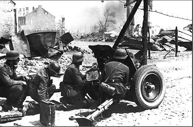 Vācu Pak3536 prettanku... Autors: DamnRiga Otrais Pasaules karš bildēs