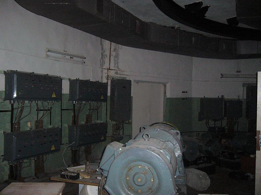 Dažādi motori kas... Autors: varenskrauklis Irbenes radiolokācijas stacija&pamestais ciems