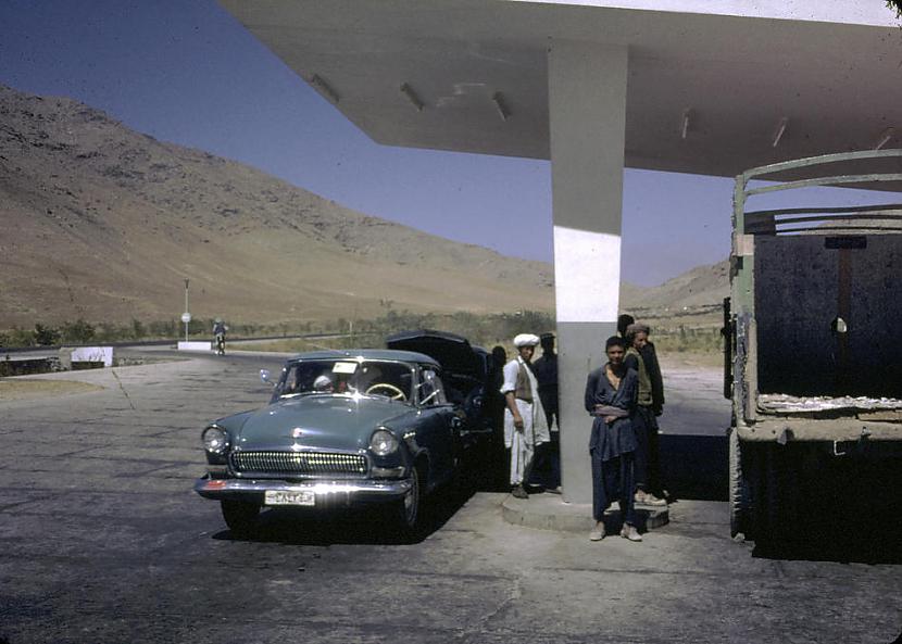 Benzīna uzpildes stacija Autors: Man vienalga Tu tam neticēsi! Afganistāna pirms 60 gadiem