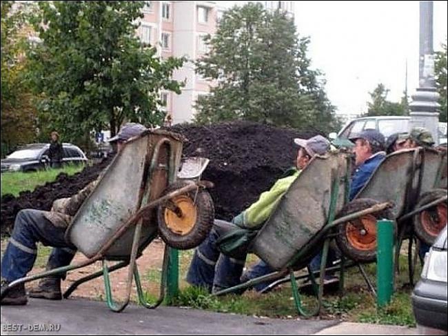 Autors: Kolch Kreatīvi!