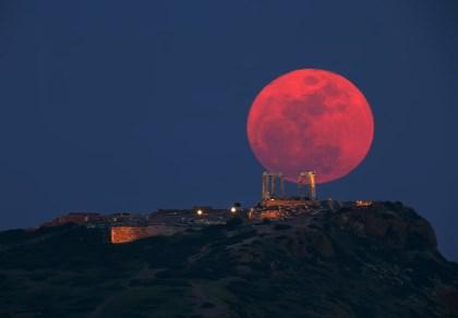 Oranžs mēnessScarono... Autors: SirdsDziesma 7 fenomenāli dabas brīnumi. Vai spēji ko tādu iztēloties?