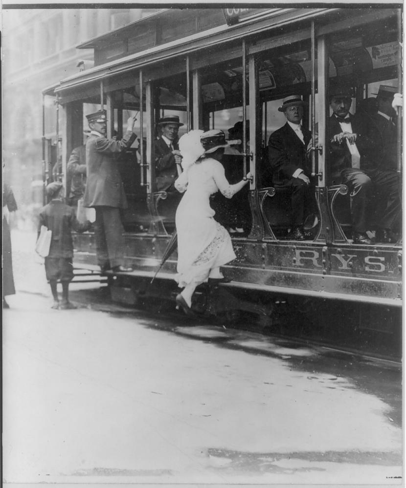 1913gads Zemās grīdas... Autors: Prāta Darbnīca Neparastas vēstures fotogrāfijas (5.daļa)