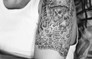 Ronnie tattoo RIP Autors: Fosilija Eminem