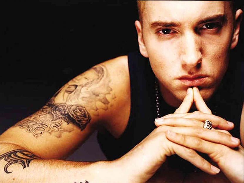 7 Eminem  160 milj Autors: MarksPriede TOP 7 Bagātākie Reperi.