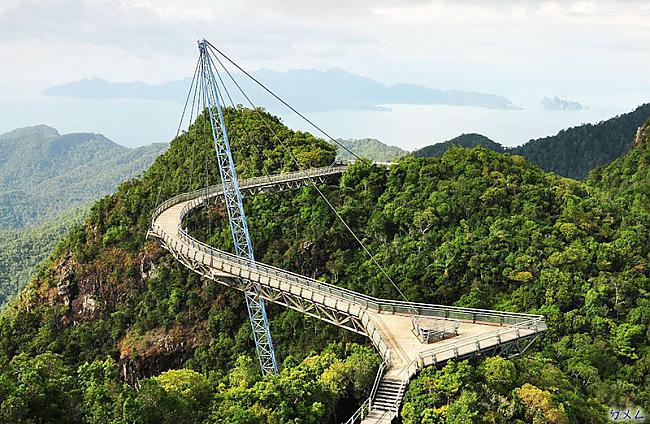 Scaronāds tilts ir Malaizijā... Autors: bigbos Dīvainākie un interesantākie tilti pasaule