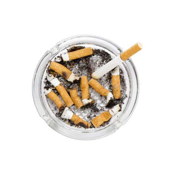 Smēķēscaronana Smēķētāji... Autors: Fosilija Sliktākās lietas ,ko Tu nodari savai veselībai!