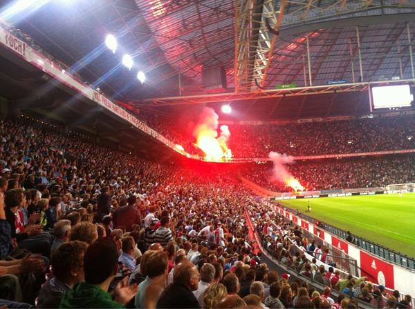 Ajax Amsterdam NīderlandeAr... Autors: varenskrauklis BĪSTAMĀKĀS futbola bandas pasaulē!