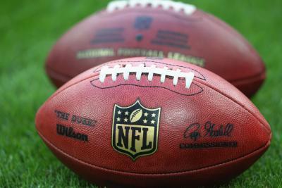 NFL izmantotās spēles bumbas... Autors: Fosilija Amerikāņu futbols