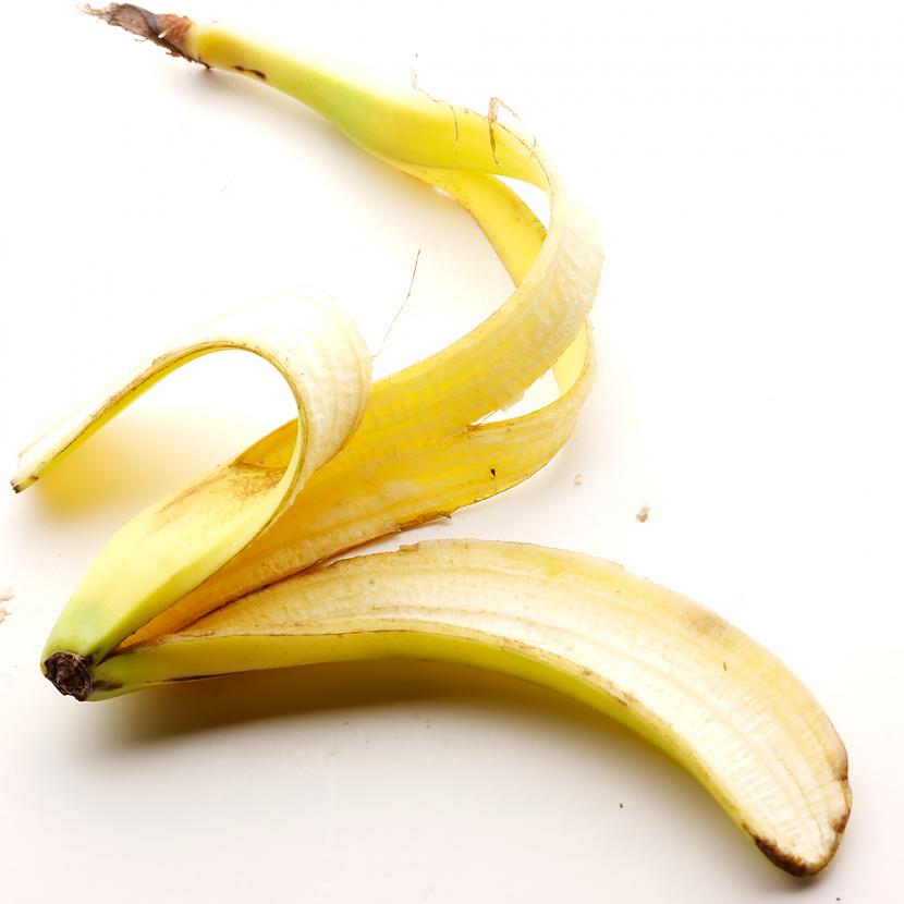 Banāna mizas iekscaronpusi... Autors: paradisegirl 20 interesanti fakti par banāniem