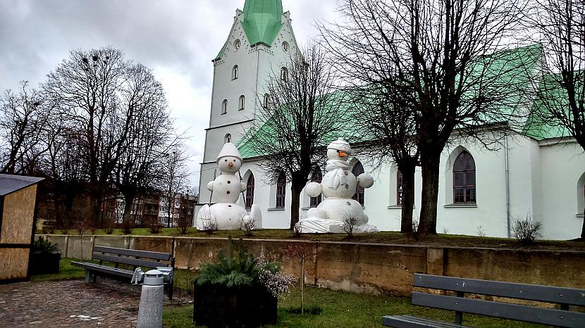  Autors: Lords Lanselots Dobeles sniegavīru saiets