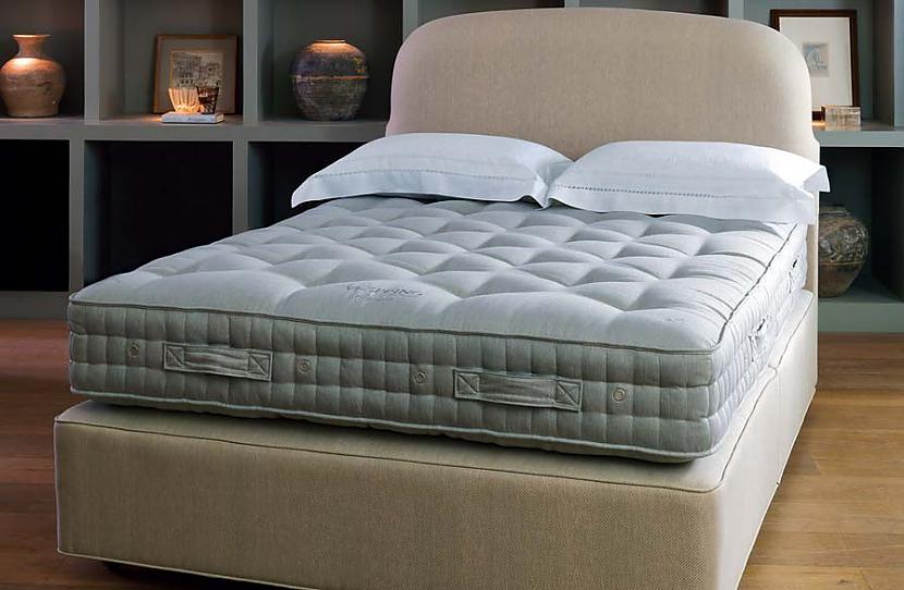 8Vieta Monarch Vispring Bed ... Autors: MsQueen 10 pasaules dārgākās gultas ..