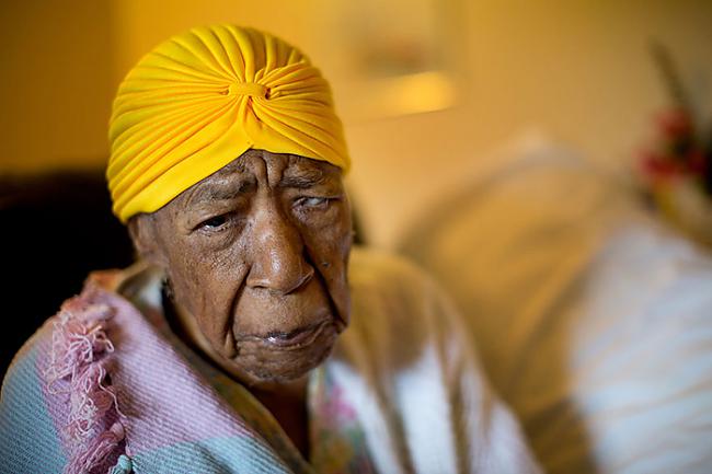 Suzana Muscaronan Džonsa 115... Autors: Lords Lanselots 5 paši vecākie cilvēki pasaulē, piedzīvojuši 3 simtgades